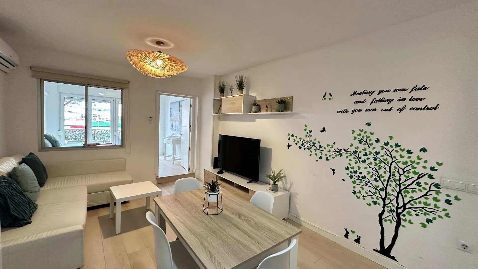 Apartment Ver1 - Terraza - 1 Dorm - Wifi - Centro A 100 Metros - Playa A 600 Metros Torremolinos Spain